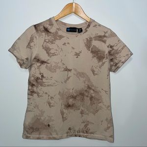 Brown and Tan Marble Like New T-Shirt! EUC